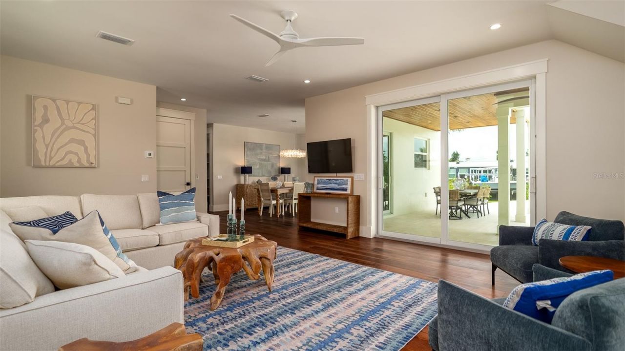 603 Emerald Lane, Holmes Beach, FL 34217 Photo