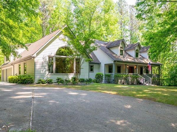 465 WILLOWBROOK Drive, Smyrna, GA 30082