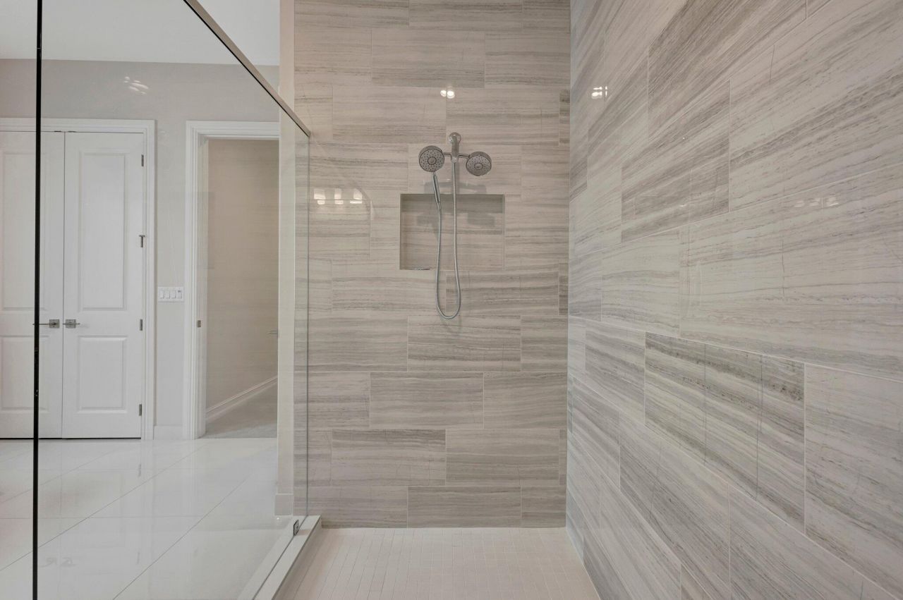 211 SE Calmo Circle, Port Saint Lucie, FL 34984 Photo