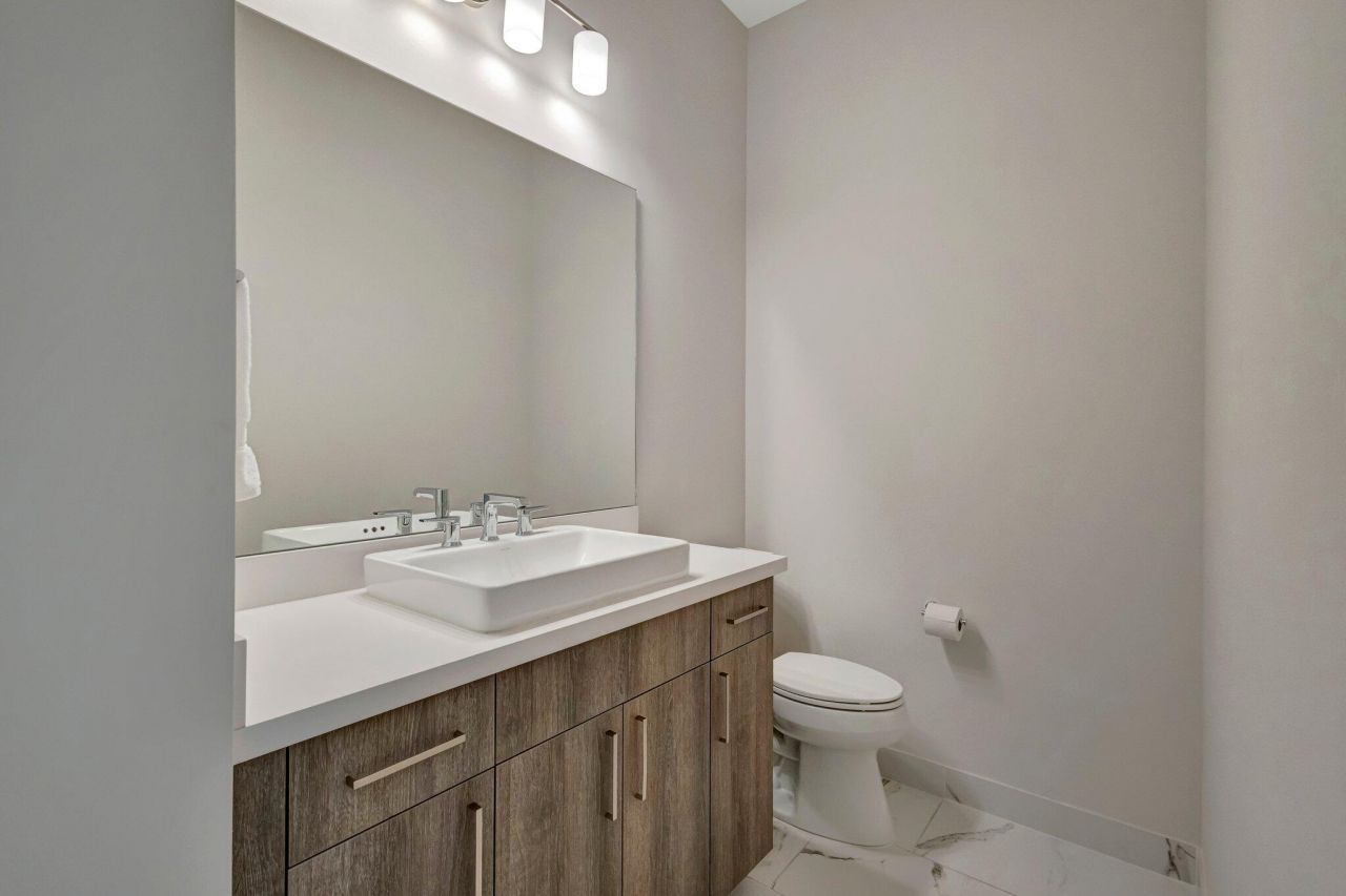 211 SE Calmo Circle, Port Saint Lucie, FL 34984 Photo