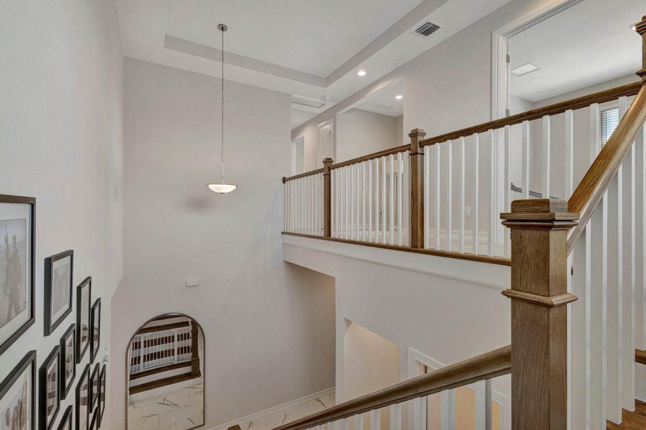 211 SE Calmo Circle, Port Saint Lucie, FL 34984 Photo