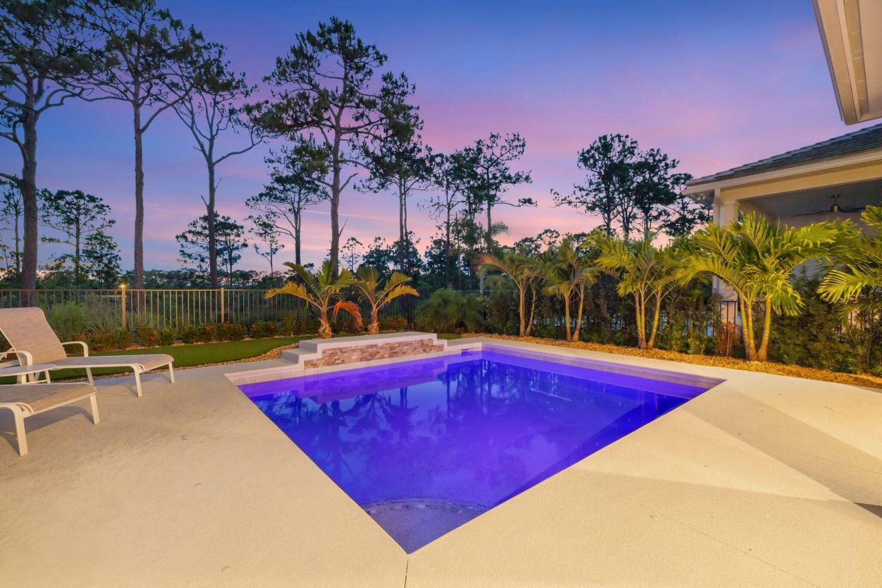 211 SE Calmo Circle, Port Saint Lucie, FL 34984 Photo