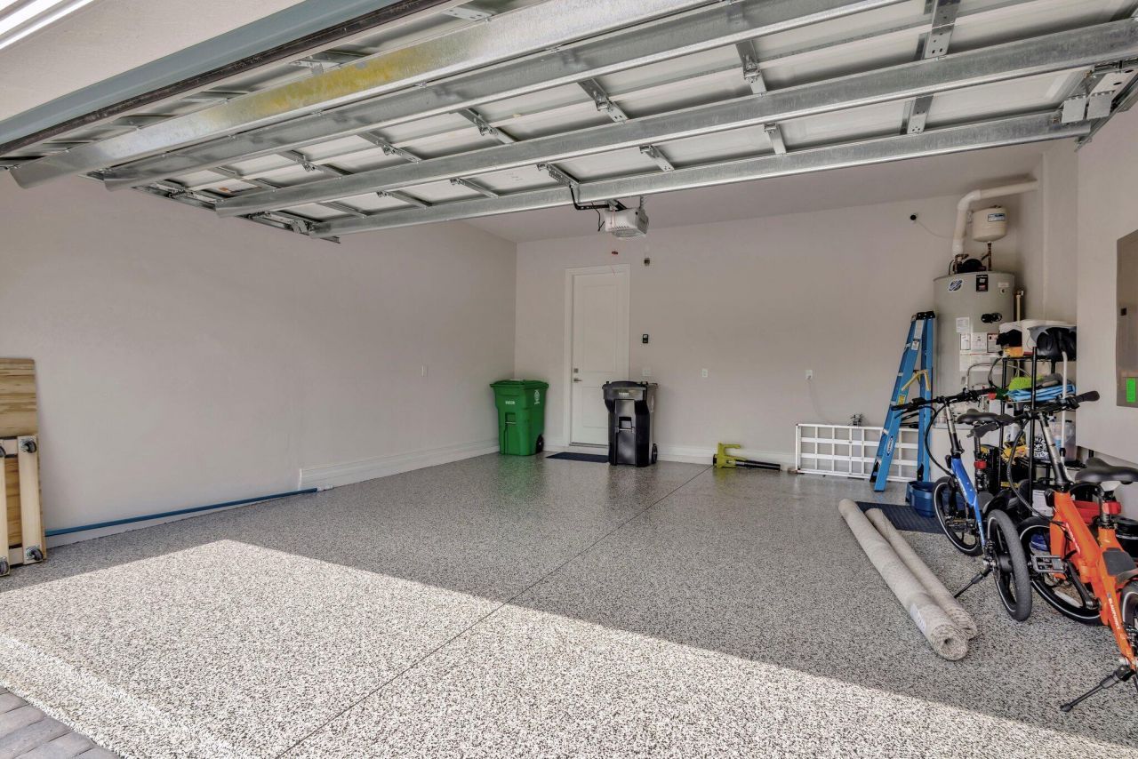 211 SE Calmo Circle, Port Saint Lucie, FL 34984 Photo