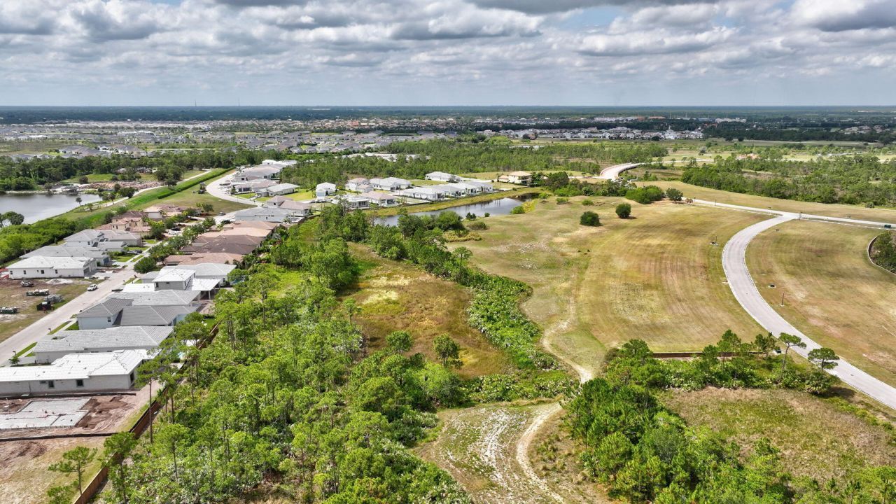 211 SE Calmo Circle, Port Saint Lucie, FL 34984 Photo