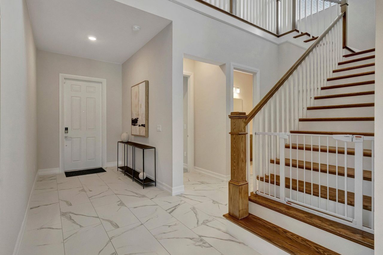 211 SE Calmo Circle, Port Saint Lucie, FL 34984 Photo