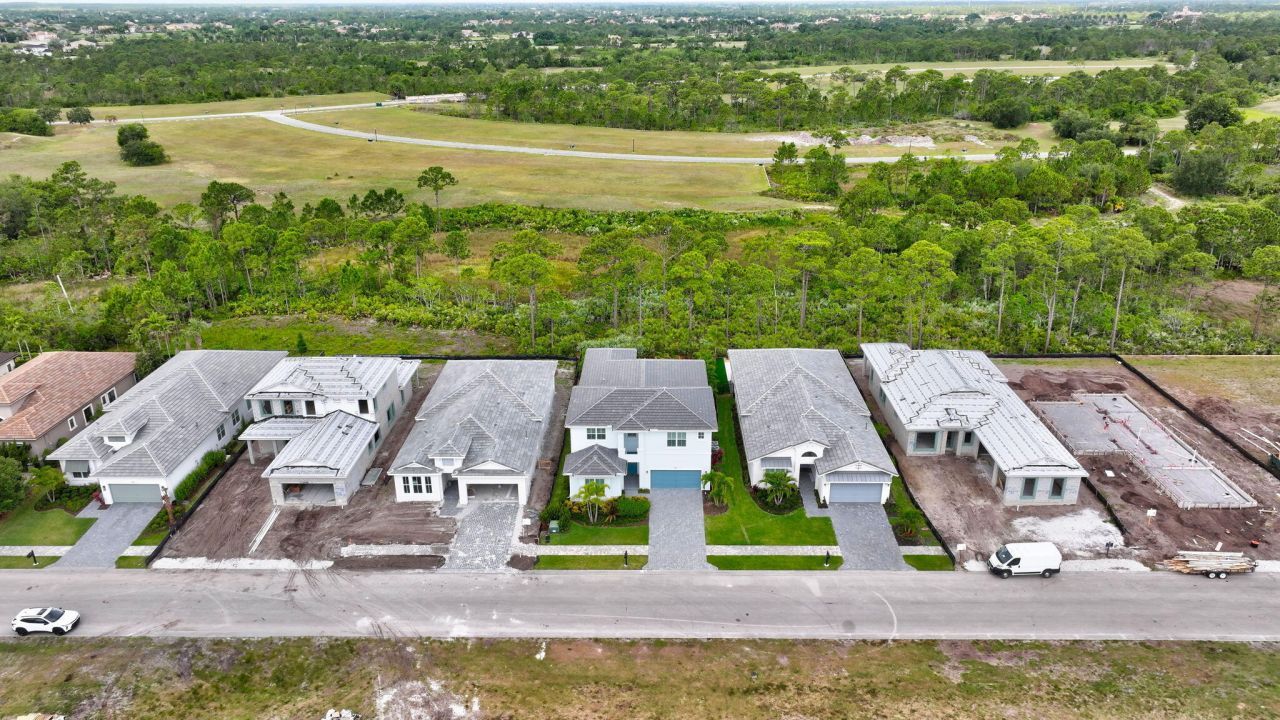 211 SE Calmo Circle, Port Saint Lucie, FL 34984 Photo