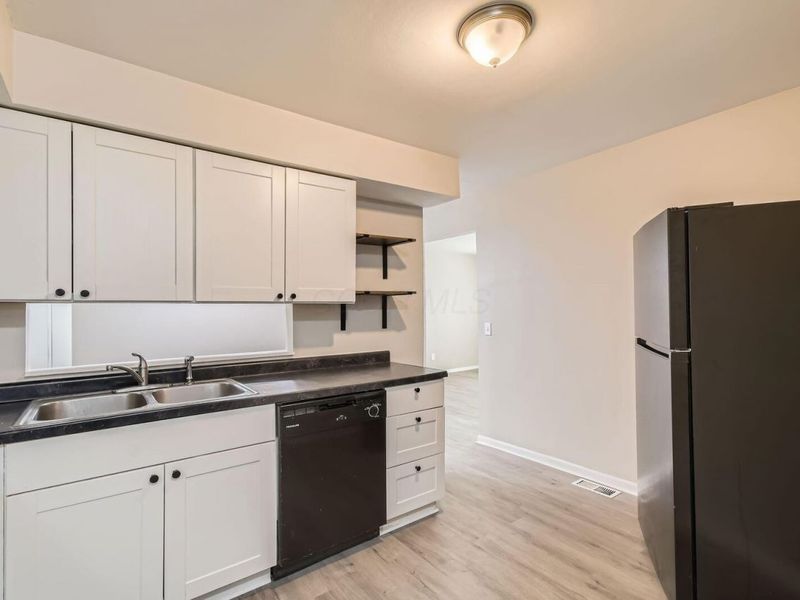 3038 Wadsworth Court, Columbus, OH 43232 Photo 13