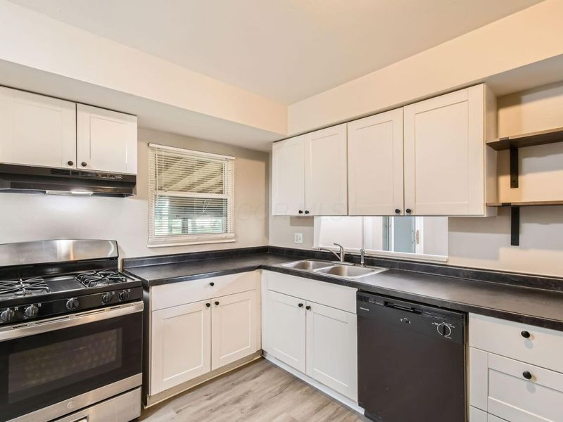 3038 Wadsworth Court, Columbus, OH 43232 Photo 14