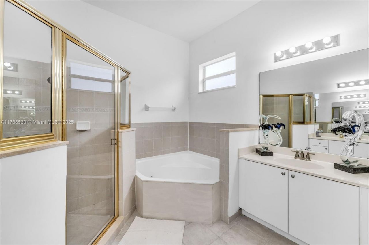 2819 Augusta Ln, Homestead, FL 33035 Photo