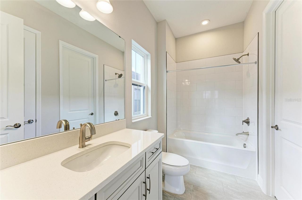 4630 Cedar Fog Ct Drive, Valrico, FL 33596 Photo