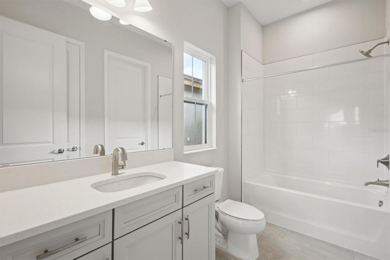 4630 Cedar Fog Ct Drive, Valrico, FL 33596 Photo