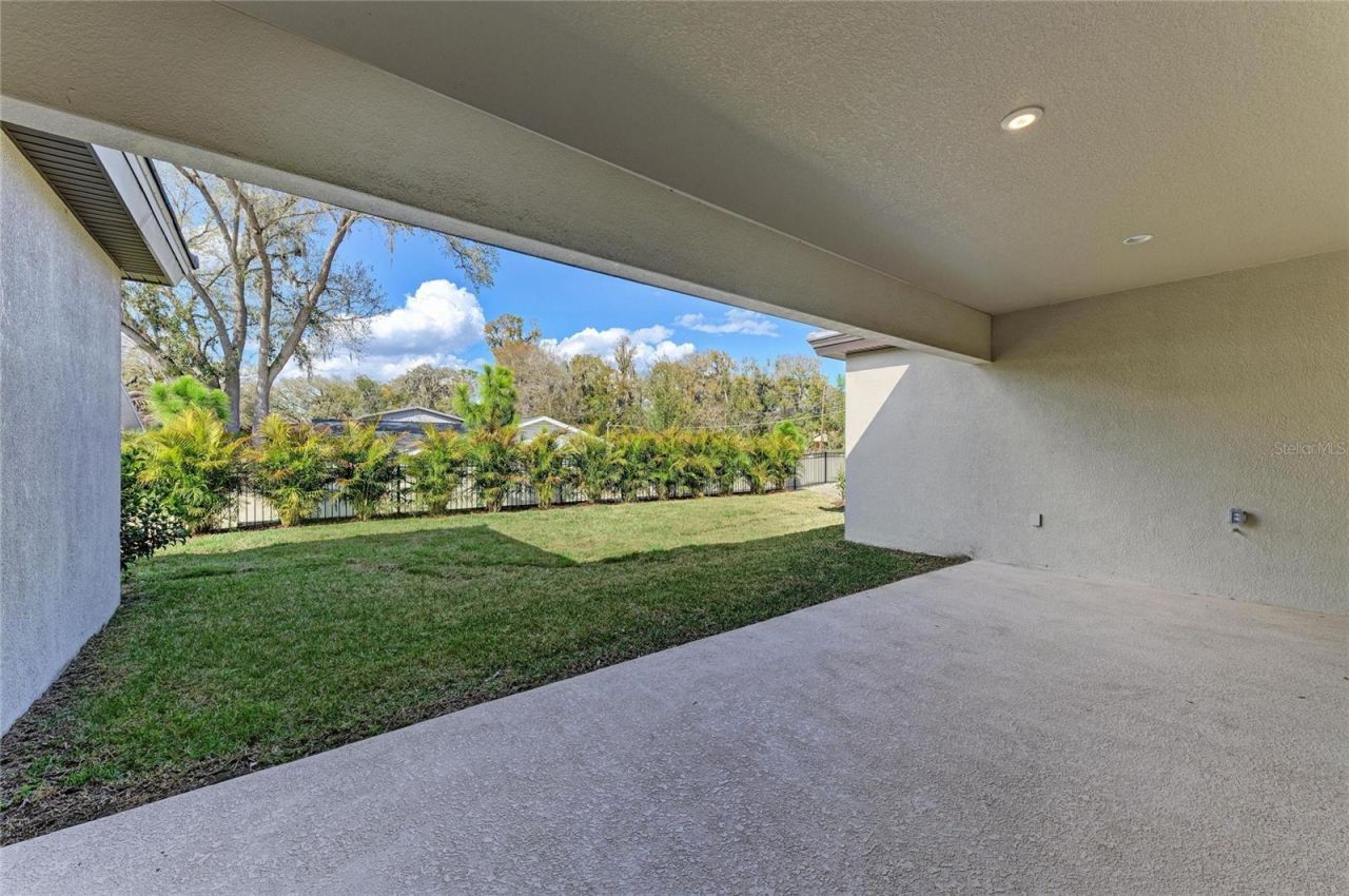 4630 Cedar Fog Ct Drive, Valrico, FL 33596 Photo