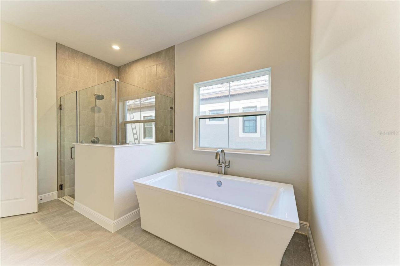 4630 Cedar Fog Ct Drive, Valrico, FL 33596 Photo