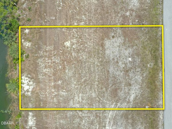 2831 NE 5th Place, Cape Coral, FL 33909