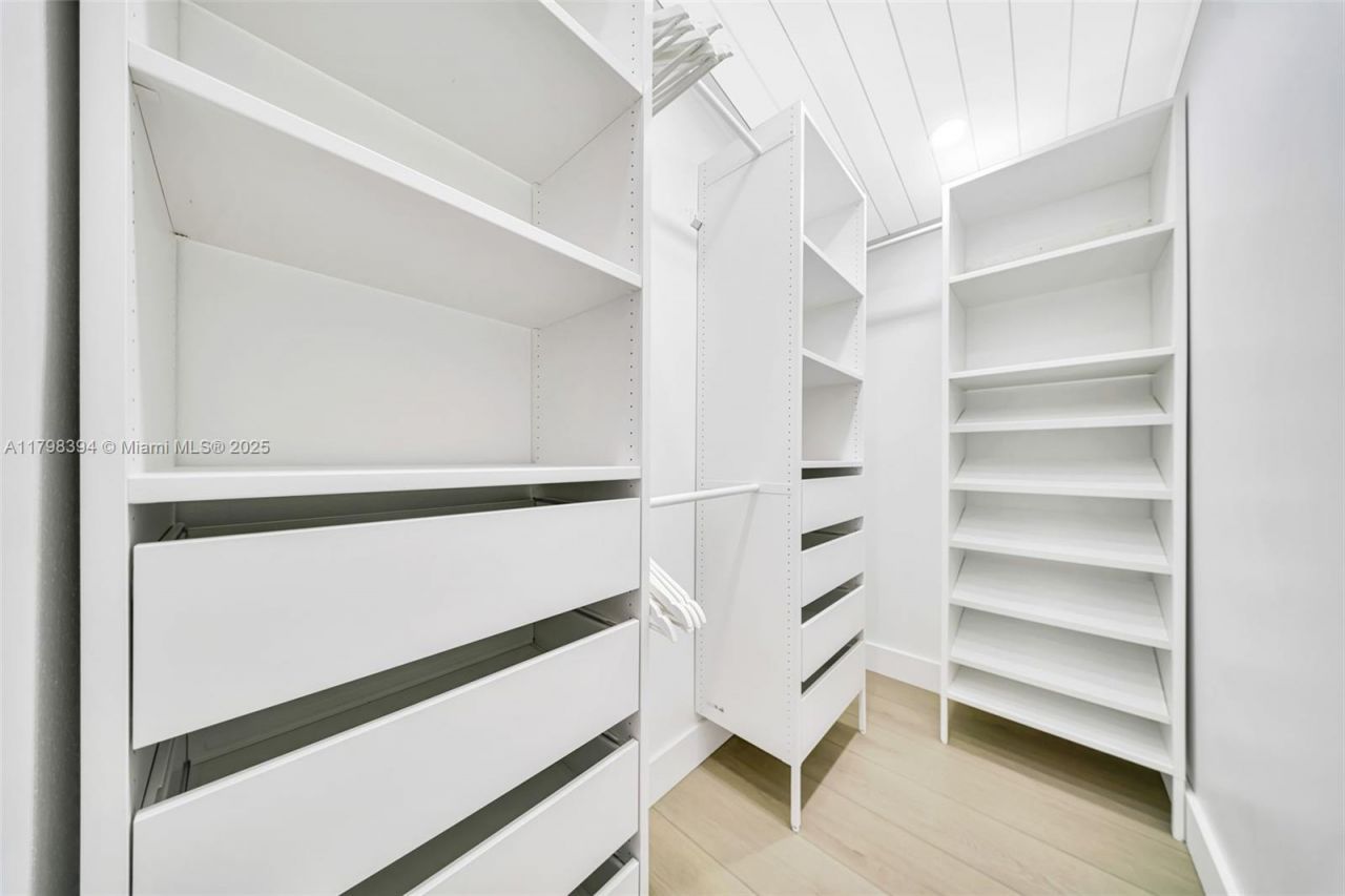 129 Nautilus Dr, Islamorada, FL 33036 Photo