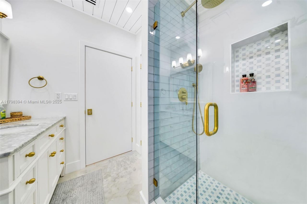 129 Nautilus Dr, Islamorada, FL 33036 Photo