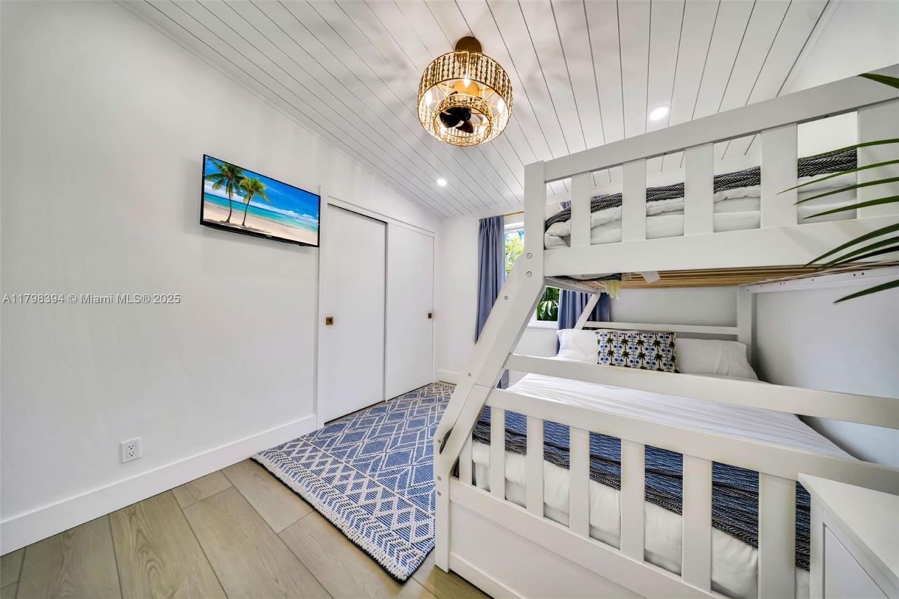 129 Nautilus Dr, Islamorada, FL 33036 Photo