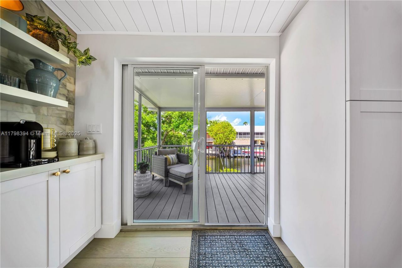 129 Nautilus Dr, Islamorada, FL 33036 Photo