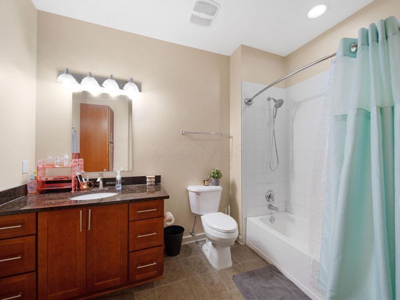 431 W 1st Avenue, Unit 207, Columbus, OH 43201 Photo 14