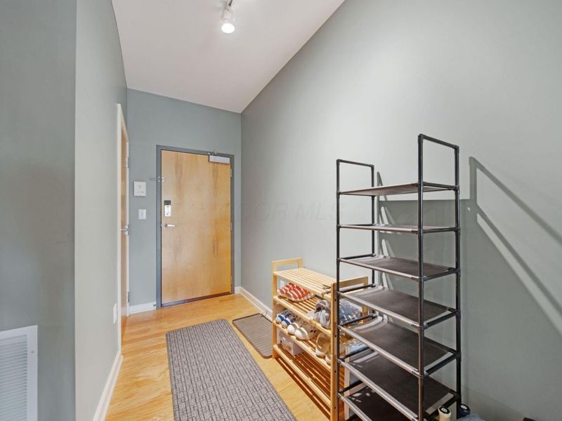 431 W 1st Avenue, Unit 207, Columbus, OH 43201 Photo 5