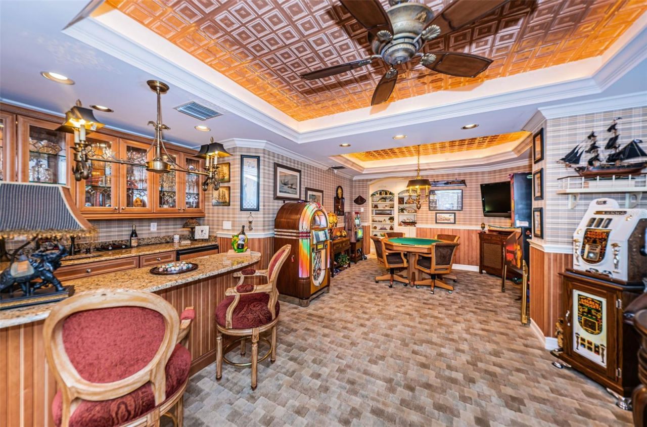 3805 Gulf Boulevard, Unit 504, Saint Pete Beach, FL 33706 Photo