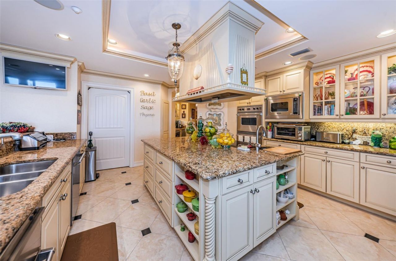 3805 Gulf Boulevard, Unit 504, Saint Pete Beach, FL 33706 Photo