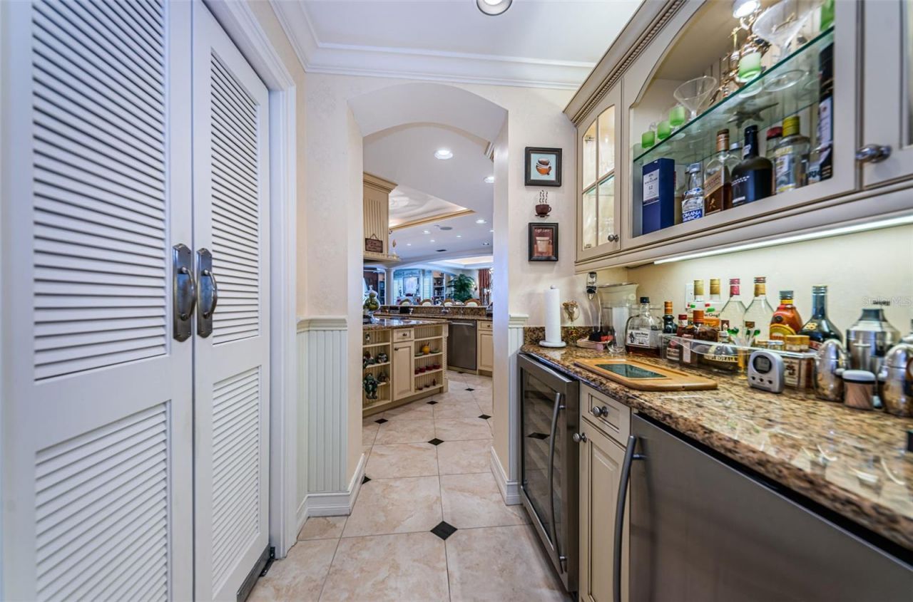 3805 Gulf Boulevard, Unit 504, Saint Pete Beach, FL 33706 Photo