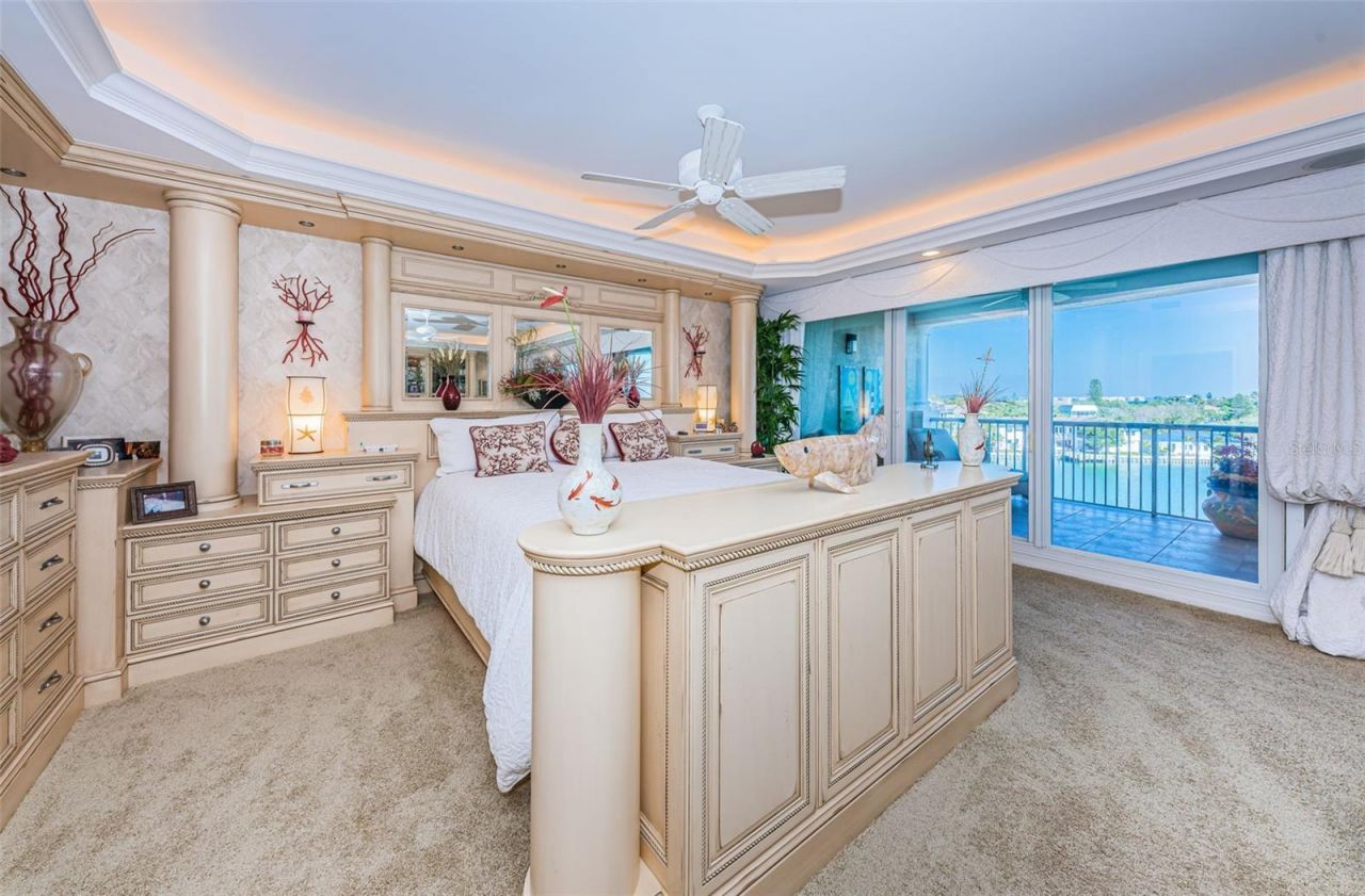 3805 Gulf Boulevard, Unit 504, Saint Pete Beach, FL 33706 Photo