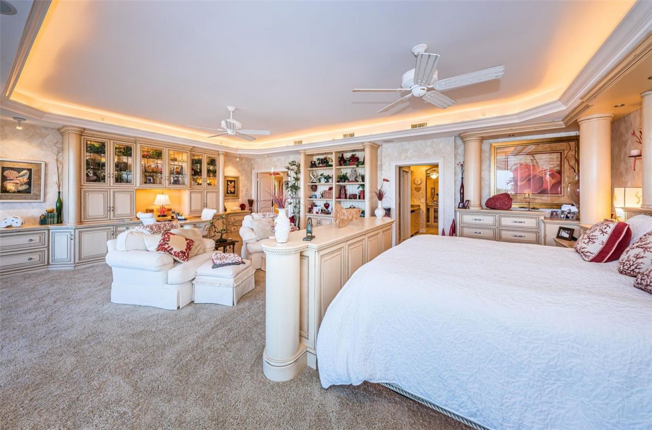 3805 Gulf Boulevard, Unit 504, Saint Pete Beach, FL 33706 Photo