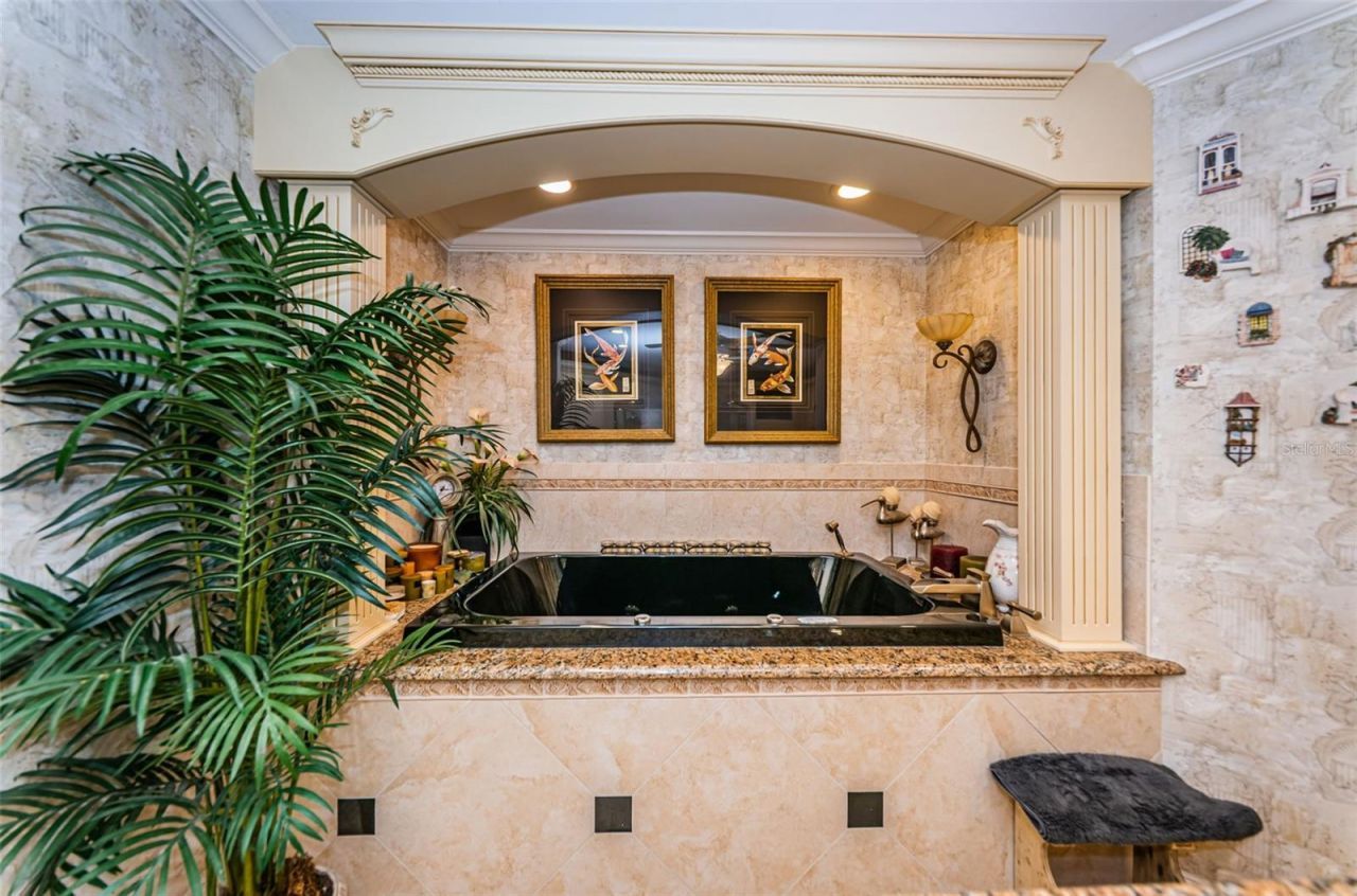 3805 Gulf Boulevard, Unit 504, Saint Pete Beach, FL 33706 Photo