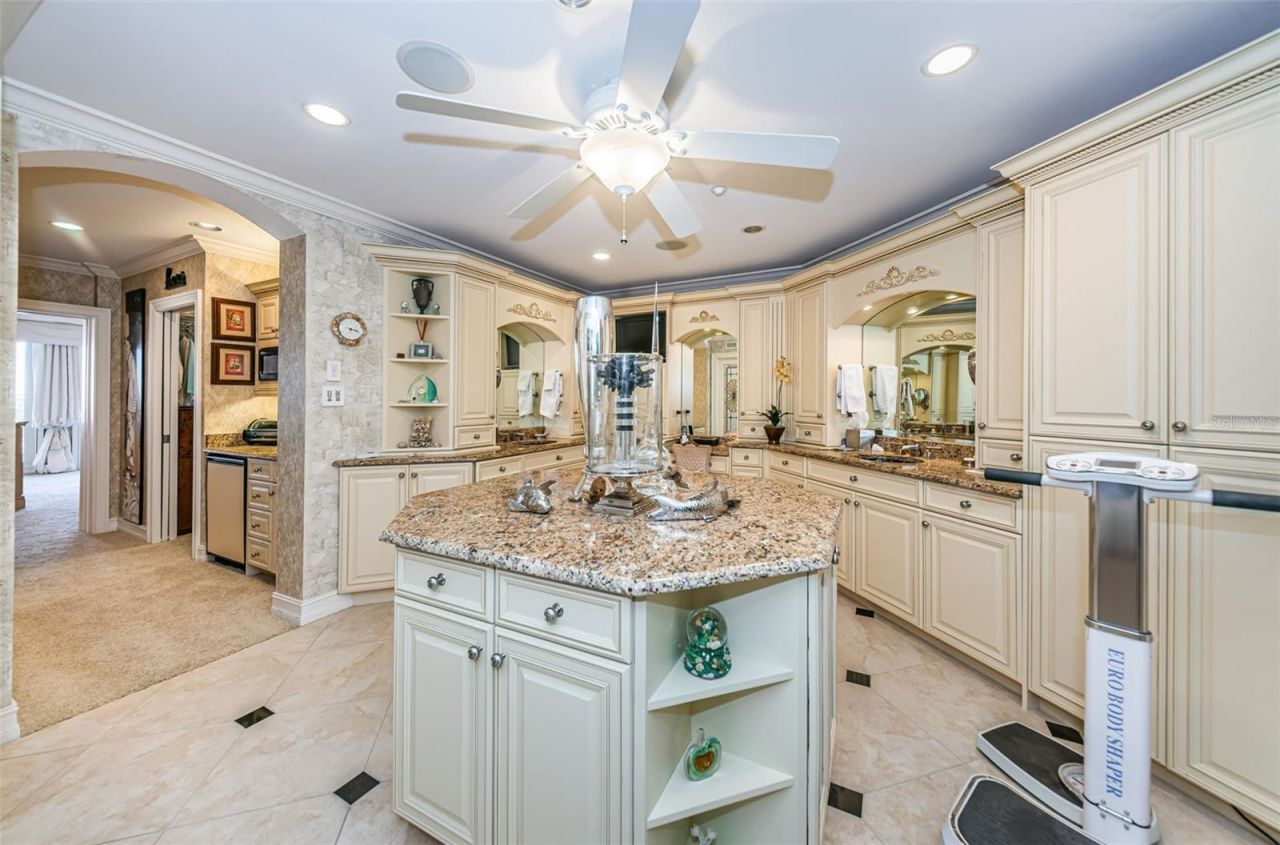 3805 Gulf Boulevard, Unit 504, Saint Pete Beach, FL 33706 Photo