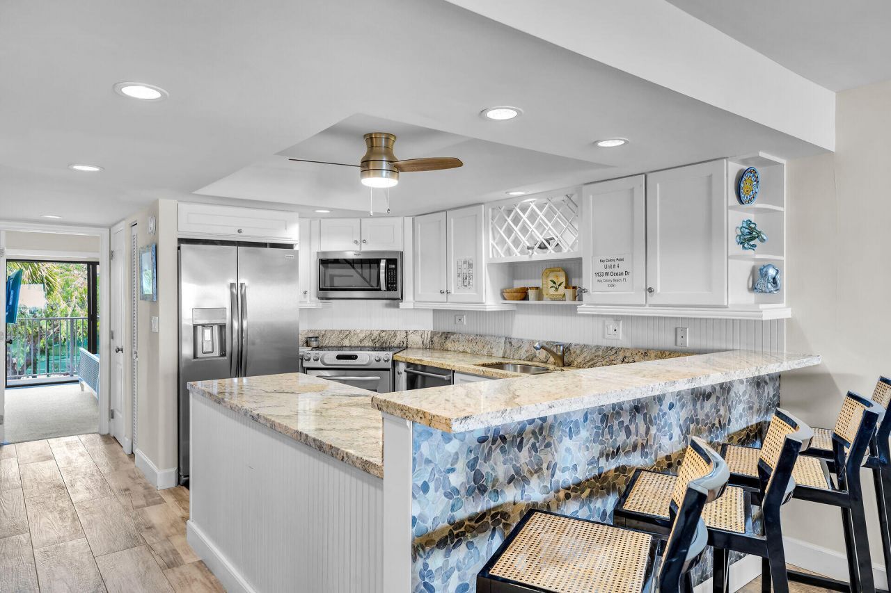 1133 W Ocean Drive, Unit 4, Key Colony, FL 33051 Photo