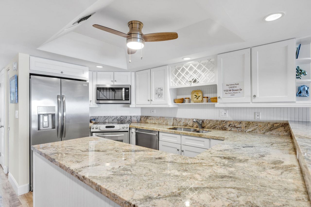 1133 W Ocean Drive, Unit 4, Key Colony, FL 33051 Photo