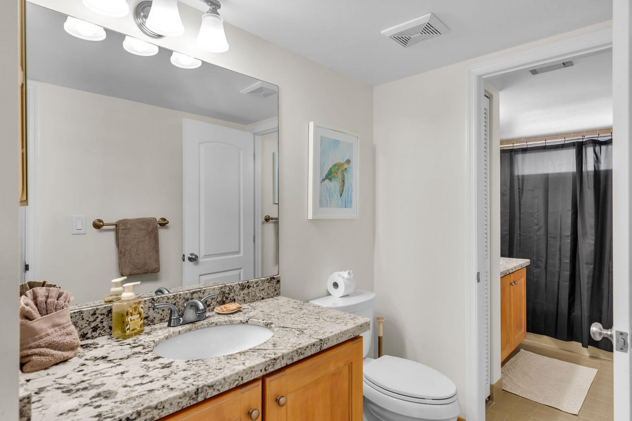 1133 W Ocean Drive, Unit 4, Key Colony, FL 33051 Photo