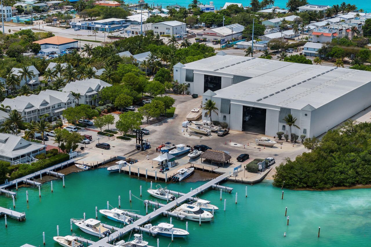 1133 W Ocean Drive, Unit 4, Key Colony, FL 33051 Photo