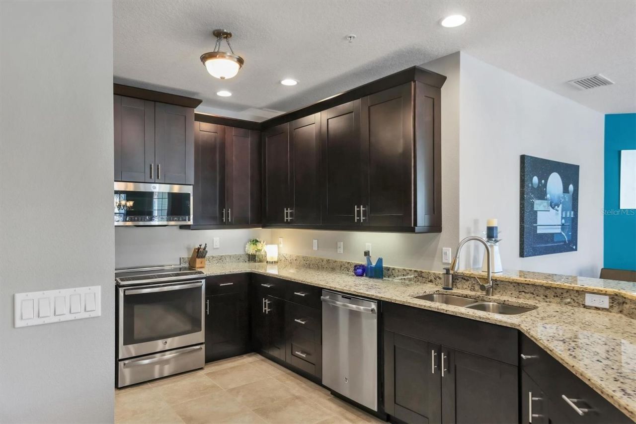 3430 77th Street W, Unit 103, Bradenton, FL 34209 Photo