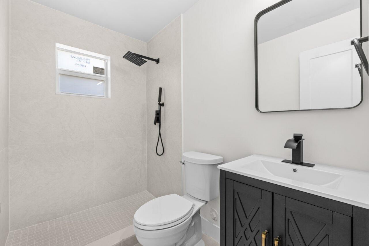 4498 NW 2nd Avenue, Boca Raton, FL 33431 Photo