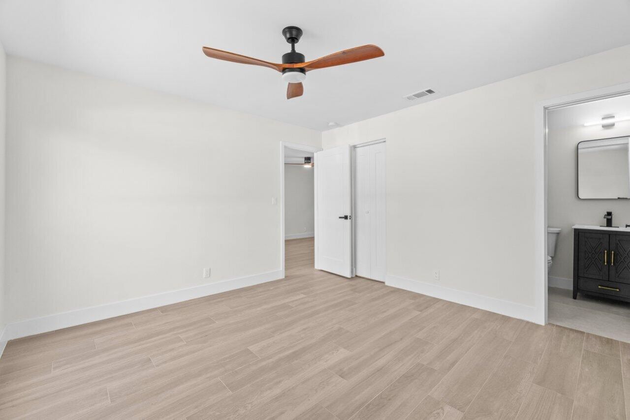 4498 NW 2nd Avenue, Boca Raton, FL 33431 Photo