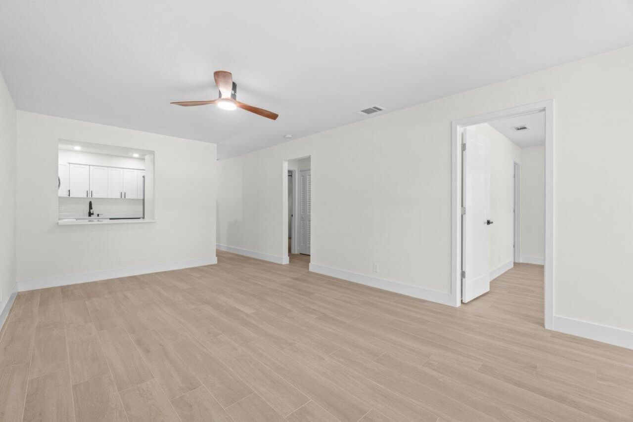 4498 NW 2nd Avenue, Boca Raton, FL 33431 Photo