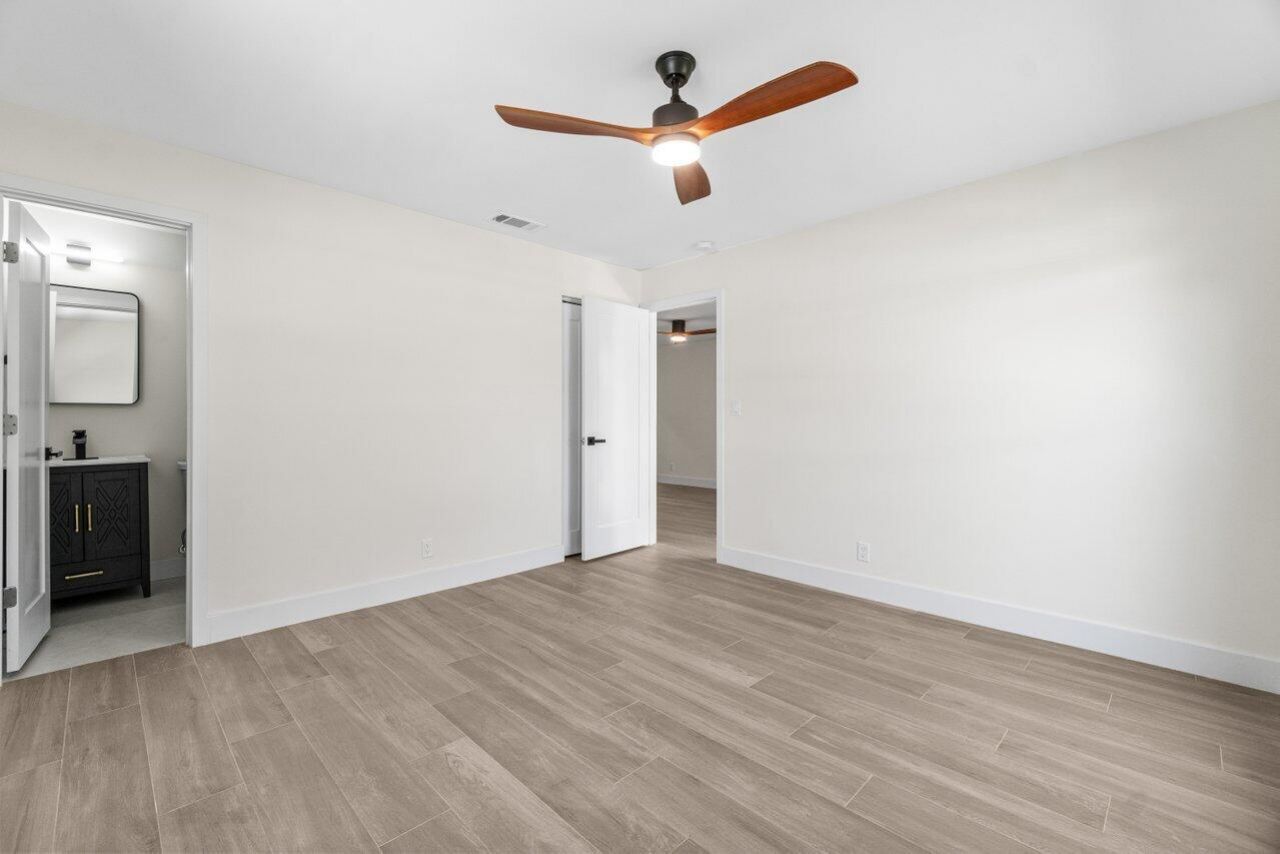 4498 NW 2nd Avenue, Boca Raton, FL 33431 Photo