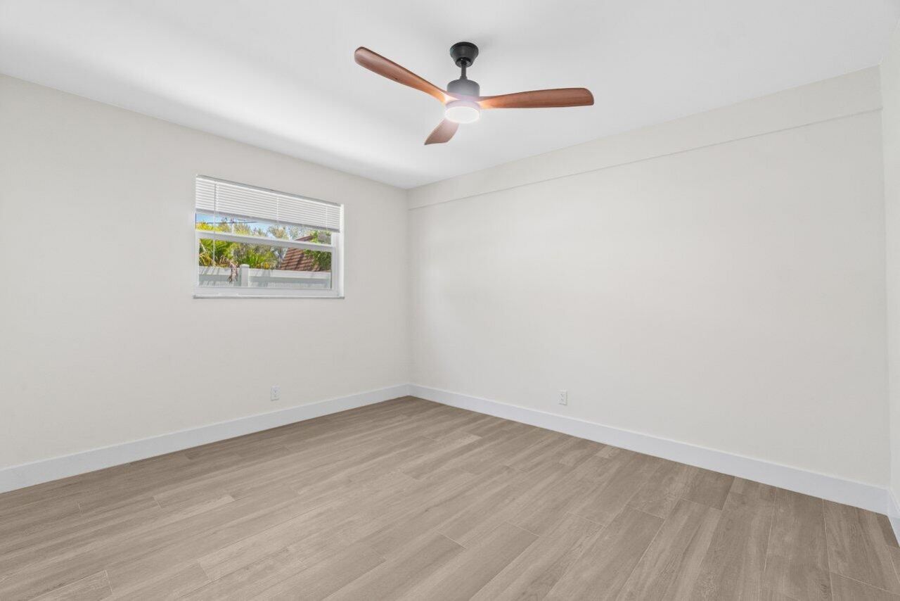 4498 NW 2nd Avenue, Boca Raton, FL 33431 Photo