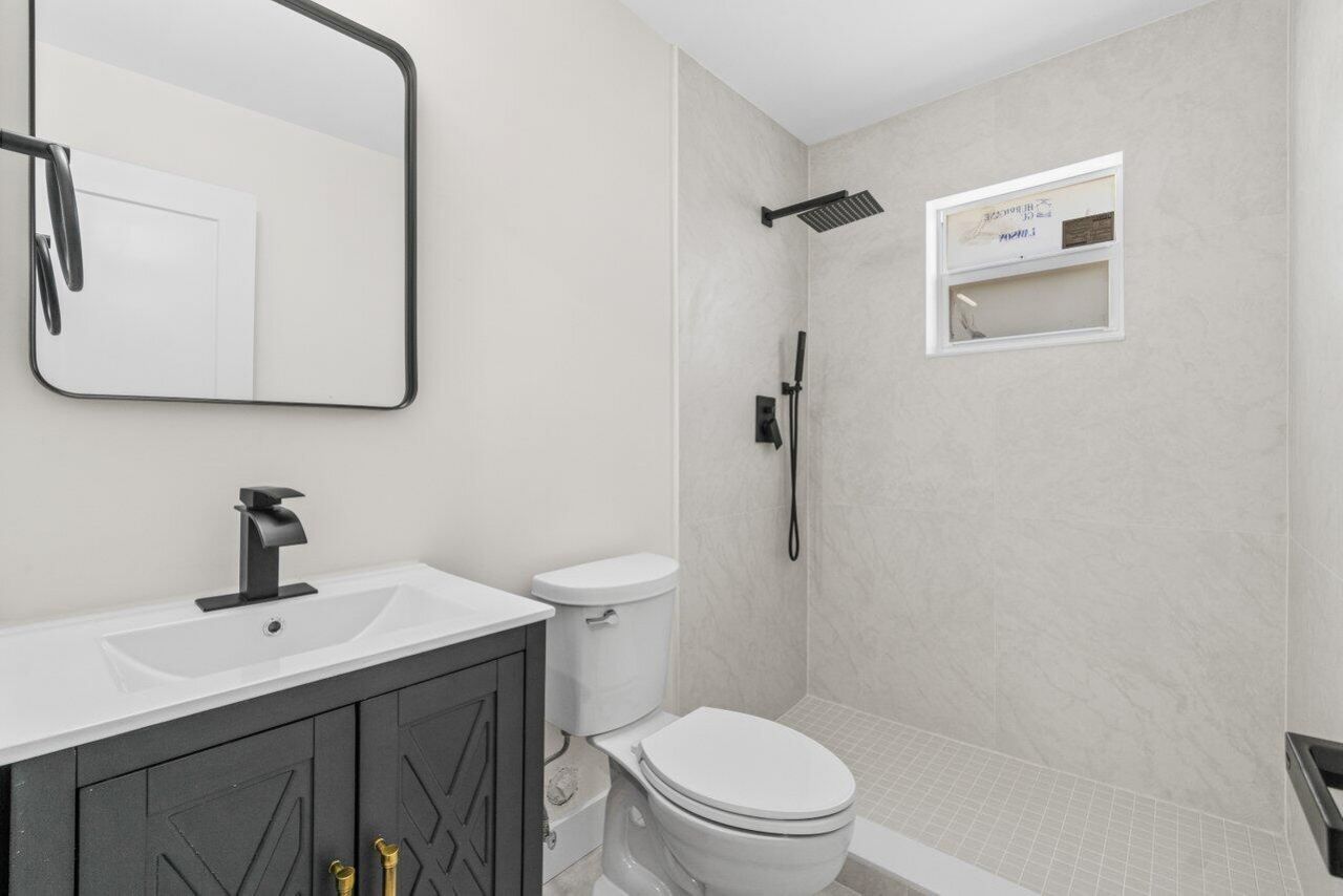 4498 NW 2nd Avenue, Boca Raton, FL 33431 Photo