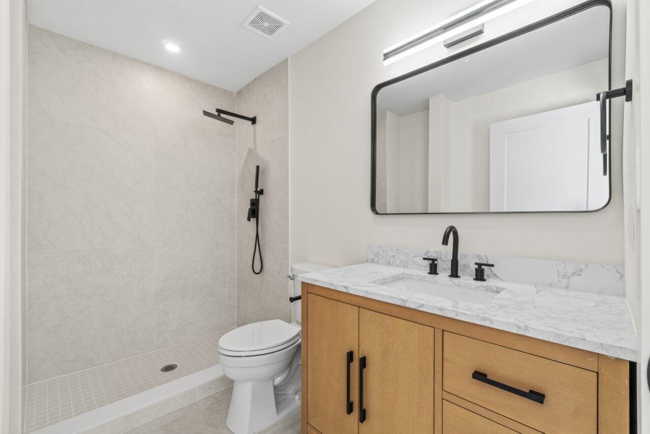 4498 NW 2nd Avenue, Boca Raton, FL 33431 Photo