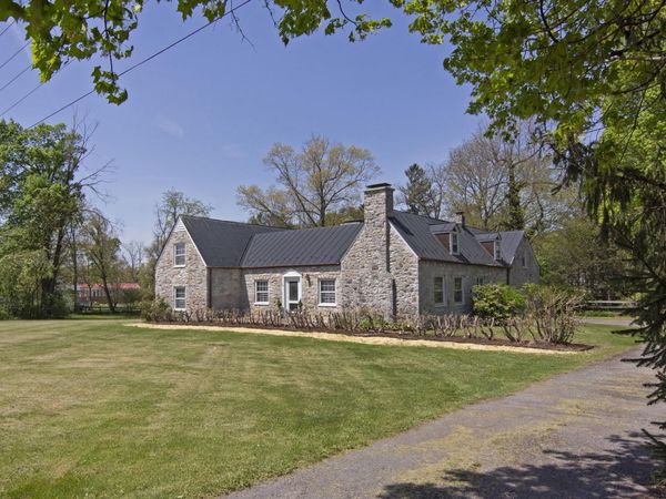 8789 S Seneca Trl, Ronceverte, WV 24970