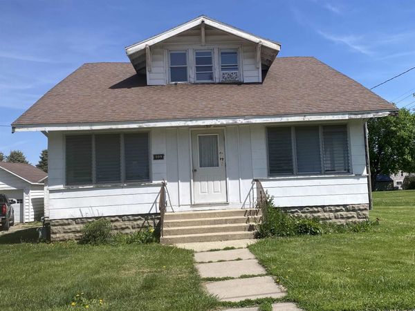 108 W North Street, PEARL CITY, IL 61062