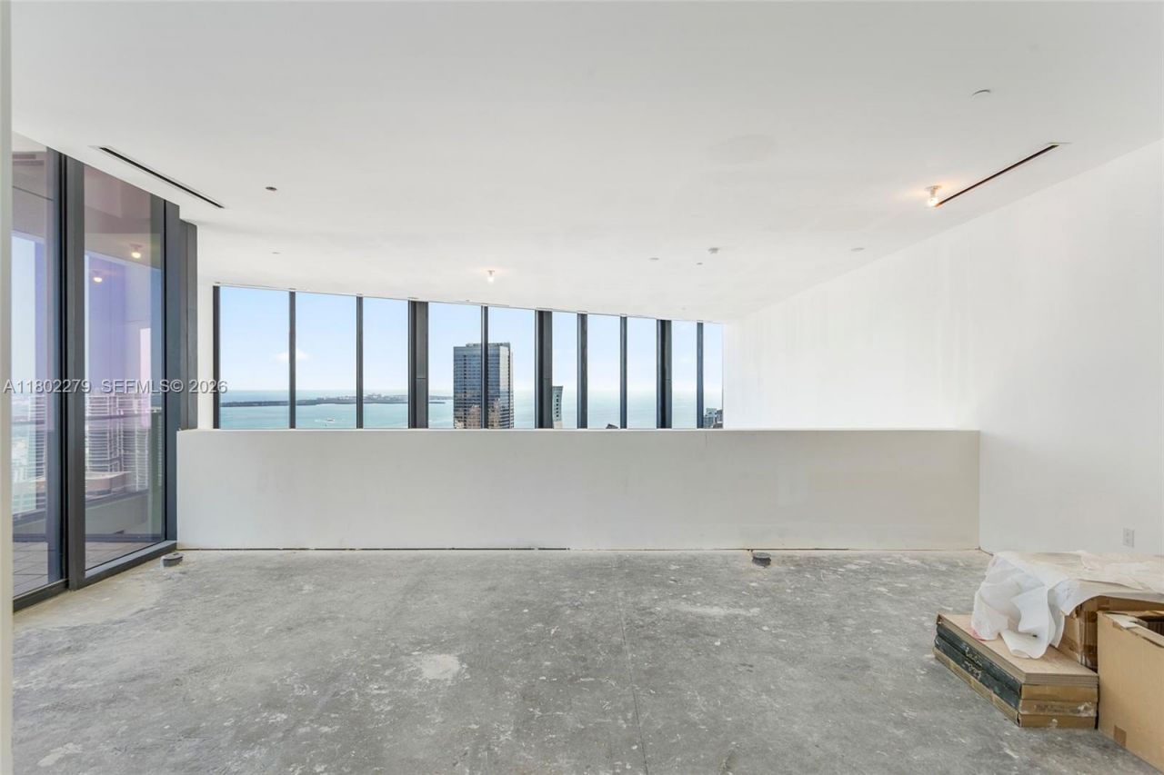 1000 Brickell Plz, Unit UPH6201, Miami, FL 33131 Photo