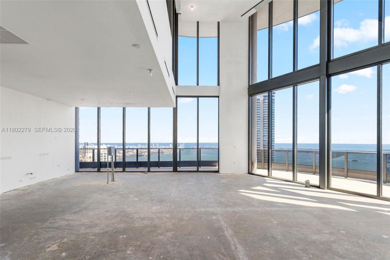 1000 Brickell Plz, Unit UPH6201, Miami, FL 33131 Photo