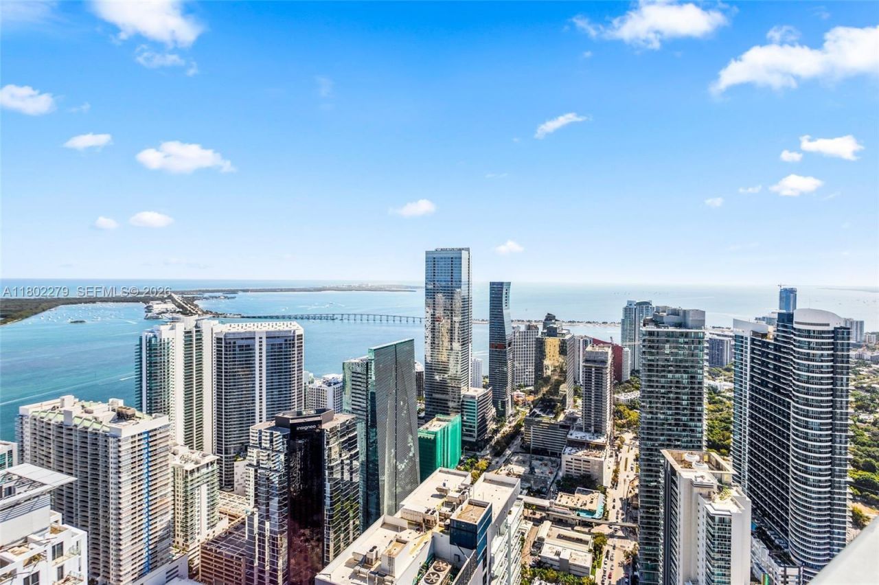 1000 Brickell Plz, Unit UPH6201, Miami, FL 33131 Photo