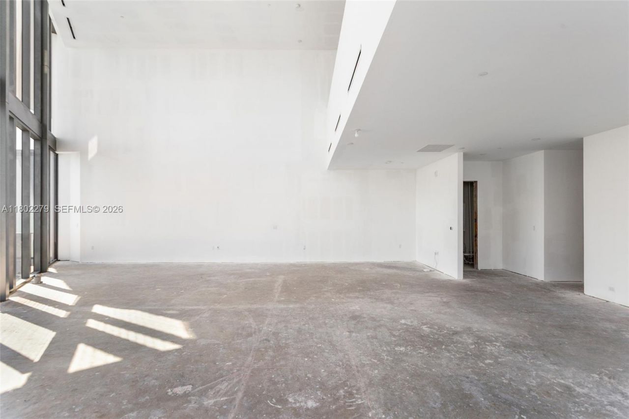 1000 Brickell Plz, Unit UPH6201, Miami, FL 33131 Photo