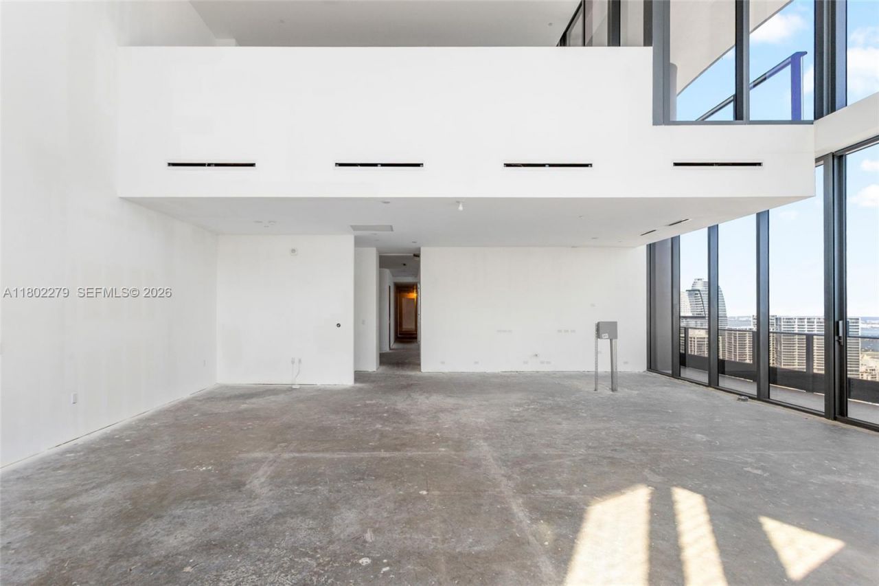 1000 Brickell Plz, Unit UPH6201, Miami, FL 33131 Photo